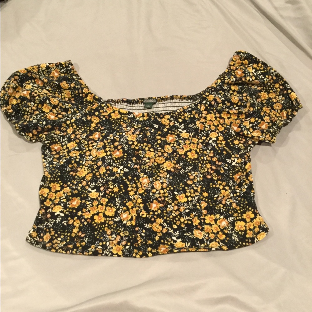 Crop top